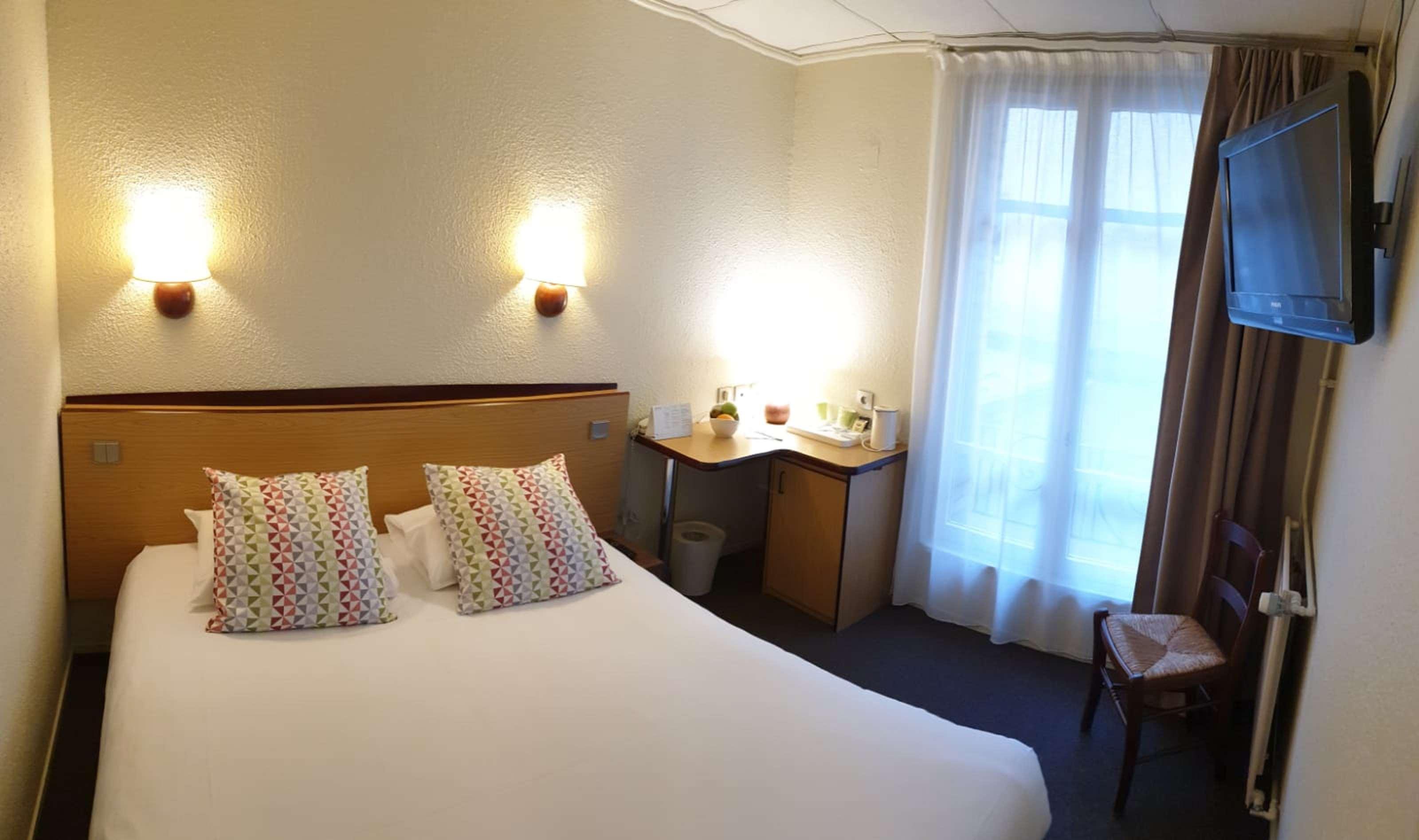 Campanile Paris Ouest - Boulogne Hotel Bagian luar foto
