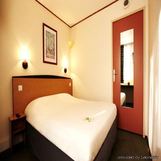 Campanile Paris Ouest - Boulogne Hotel Ruang foto