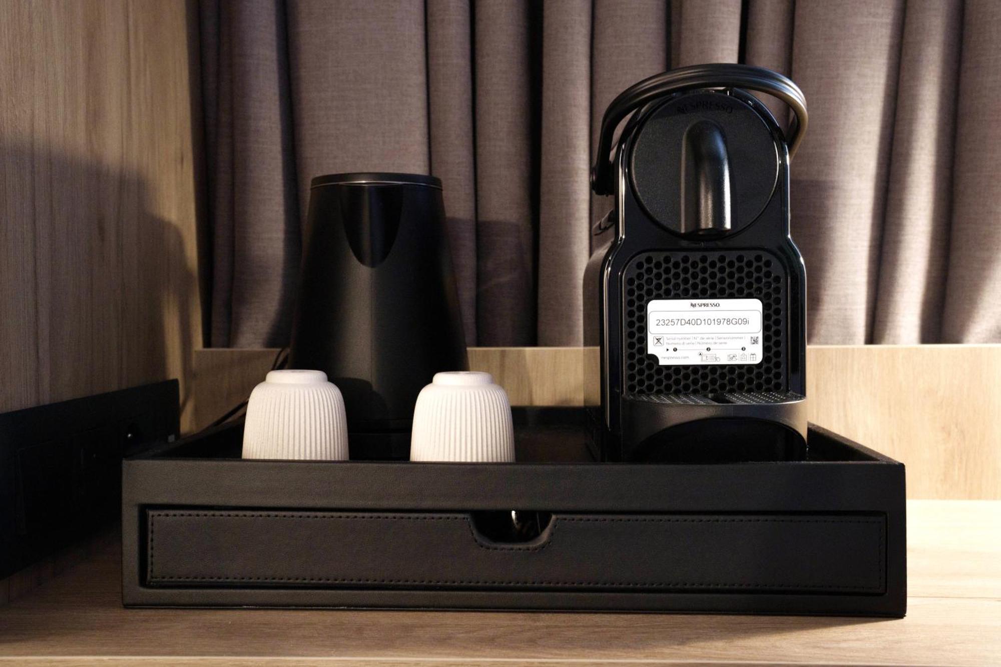 Campanile Paris Ouest - Boulogne Hotel Bagian luar foto