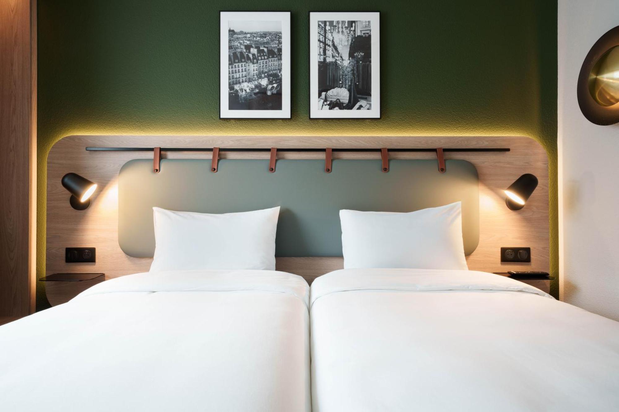 Campanile Paris Ouest - Boulogne Hotel Bagian luar foto