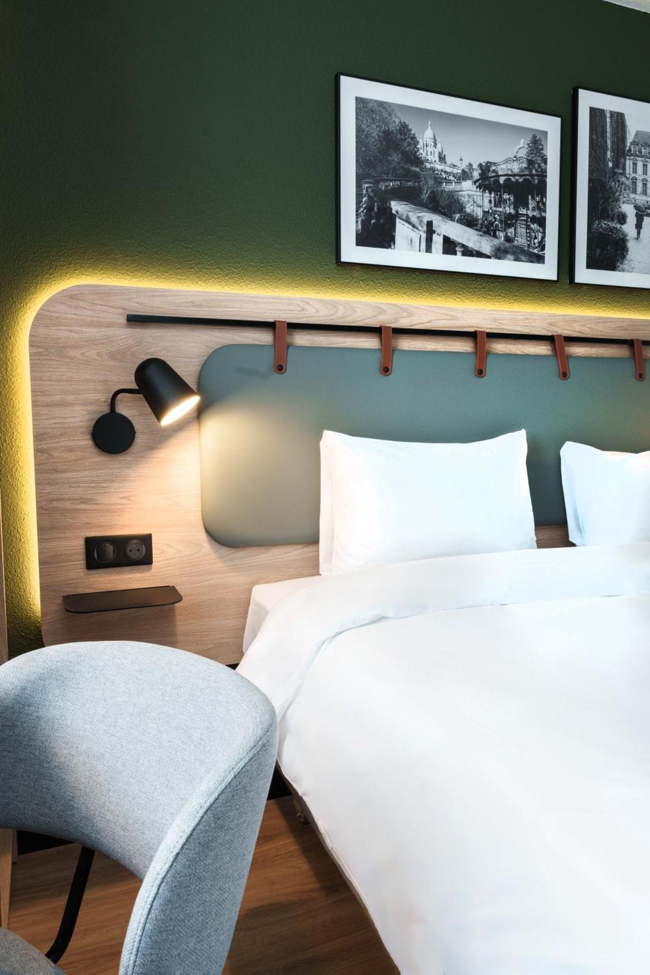 Campanile Paris Ouest - Boulogne Hotel Bagian luar foto