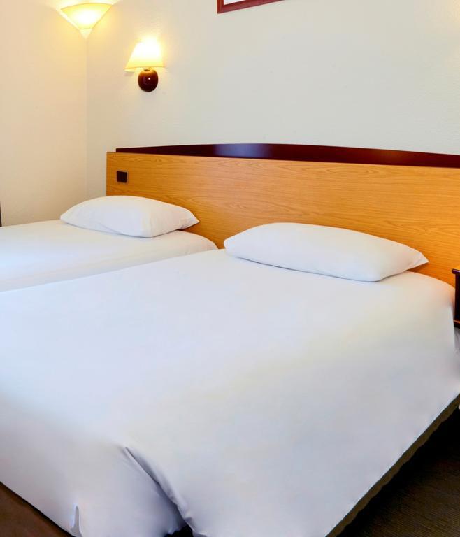 Campanile Paris Ouest - Boulogne Hotel Bagian luar foto